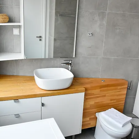Monastiraki Panorama: Spacious Living Athens