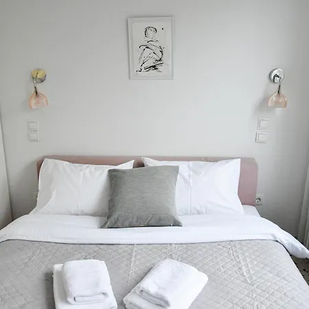 Apartment Monastiraki Panorama: Spacious Living Athens